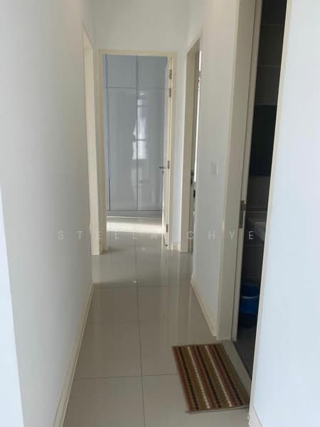 Servis Apartment untuk Disewa di D'Pristine - Stella Chye - Corridor - PropertyGuru.com.my