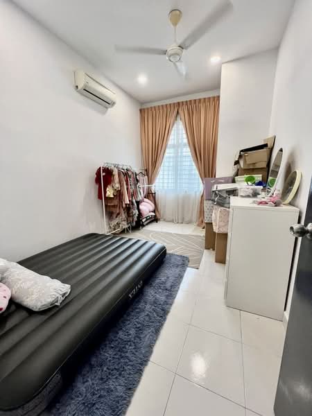 Rumah Teres 2 Tingkat untuk Dijual di Taman Pulai Hijauan (Skudai) - Janice . - Bedroom - PropertyGuru.com.my