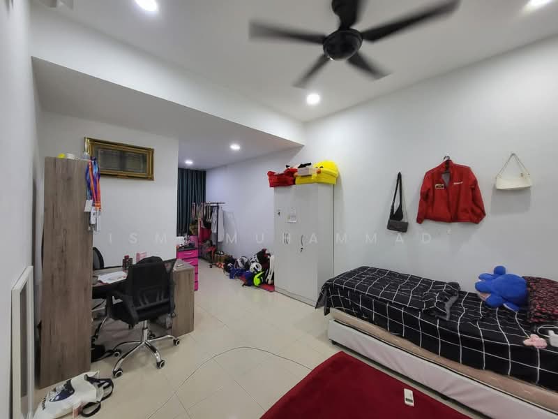 Rumah Teres 2 Tingkat untuk Dijual di Bandar Sri Sendayan (Negeri Sembilan) - Ismi Muhammad - Bedroom - PropertyGuru.com.my