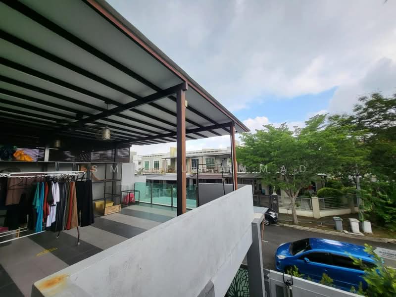 Rumah Teres 2 Tingkat untuk Dijual di Bandar Sri Sendayan (Negeri Sembilan) - Ismi Muhammad - Exterior - PropertyGuru.com.my