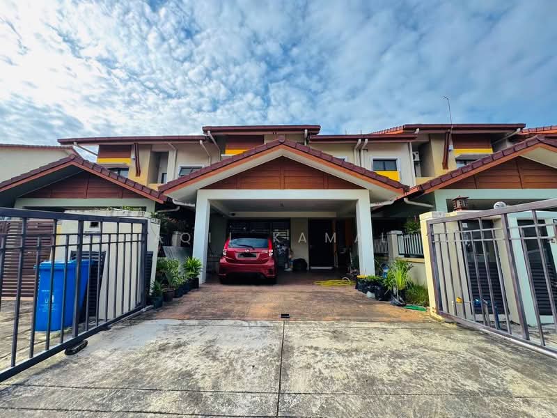 Rumah Teres untuk Dijual di Seksyen U9 (Shah Alam) - Aqil Kamal - Exterior - PropertyGuru.com.my