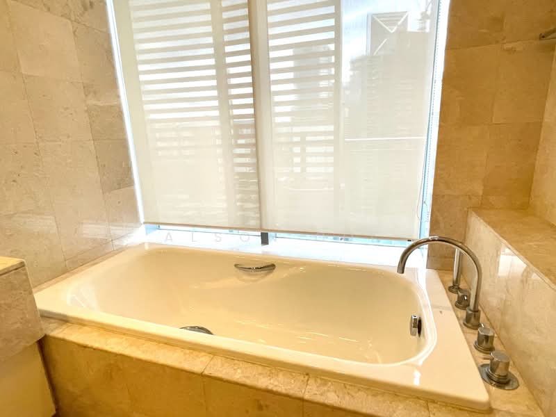 Servis Apartment untuk Disewa di K Residence @ KLCC - Alson Ooi - Bathroom - PropertyGuru.com.my
