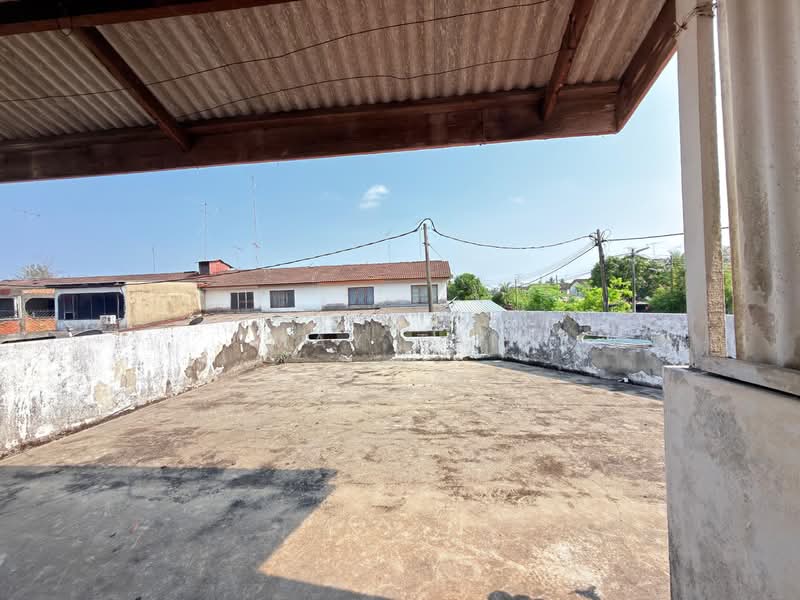 2-storey Terraced House for Sale in Taman Kluang Barat (Kluang) - May Tan - Roof - PropertyGuru.com.my