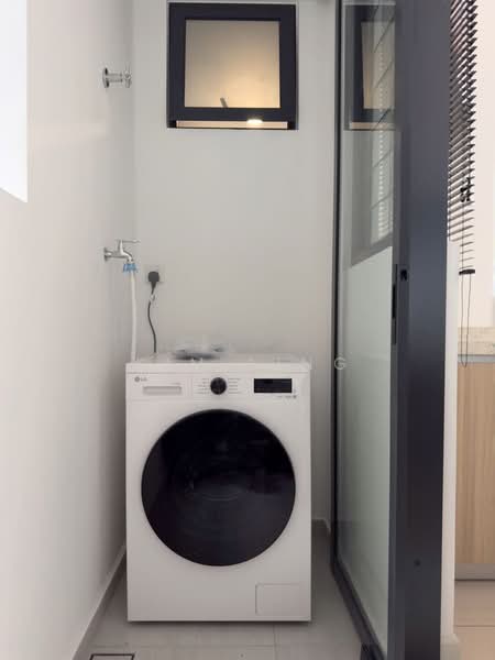 Service Residence for Rent at Sunway Belfield - Kim Ling - Yard - PropertyGuru.com.my