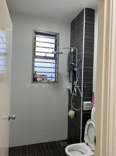 Rumah Teres 2 Tingkat untuk Dijual di Taman Damansara Aliff (Tampoi) - Mohd Faez - Bathroom - PropertyGuru.com.my