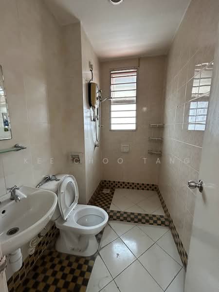 Rumah Teres 2-Tingkat untuk Dijual di Kemuning Utama (Shah Alam) - Anjoe Tang - Bathroom - PropertyGuru.com.my