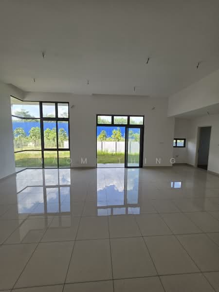 Rumah Banglo untuk Dijual di Shah Alam (Selangor) - Naomi Thing - Living Room - PropertyGuru.com.my