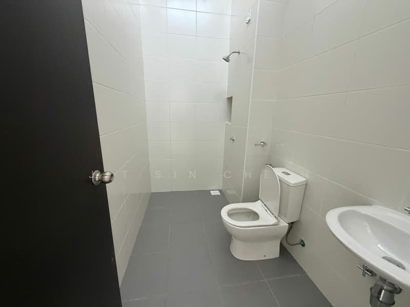 Cluster House for Sale in Eco Botanic 2 (Iskandar Puteri (Nusajaya)) - Jit Sin Cheah - Bathroom - PropertyGuru.com.my