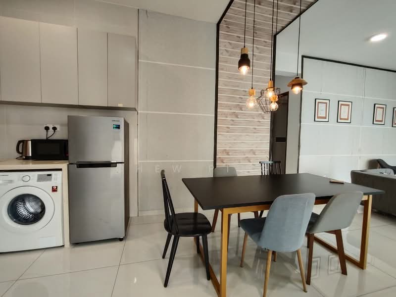 Condominium for Sale at Royal Strand @ Country Garden Danga Bay - Chew Ping - Kitchen - PropertyGuru.com.my