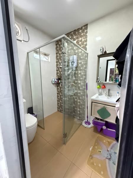 Rumah Teres 1 Tingkat untuk Dijual di Selayang (Selangor) - MY Loh - Bathroom - PropertyGuru.com.my