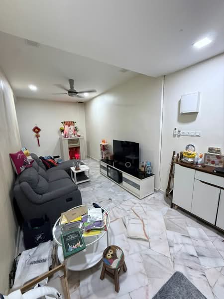 Rumah Teres 1 Tingkat untuk Dijual di Selayang (Selangor) - MY Loh - Living Room - PropertyGuru.com.my