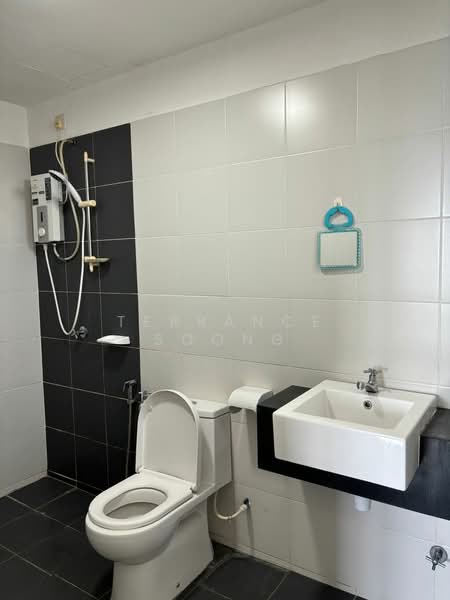 Apartment for Rent at Idaman Residence - Terrance Soong - Bathroom - PropertyGuru.com.my
