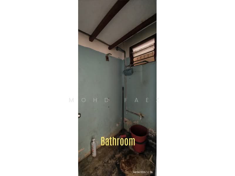 Flat for Sale at Taman Sri Plentong - Mohd Faez - Bathroom - PropertyGuru.com.my
