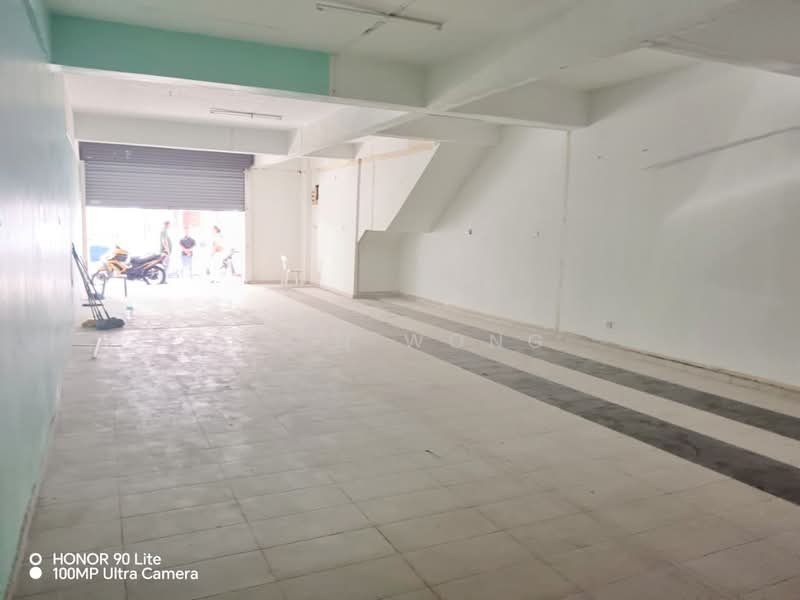 Kedai untuk Disewa di Bandar Country Homes (Rawang) - Fern Wong - Interior - PropertyGuru.com.my