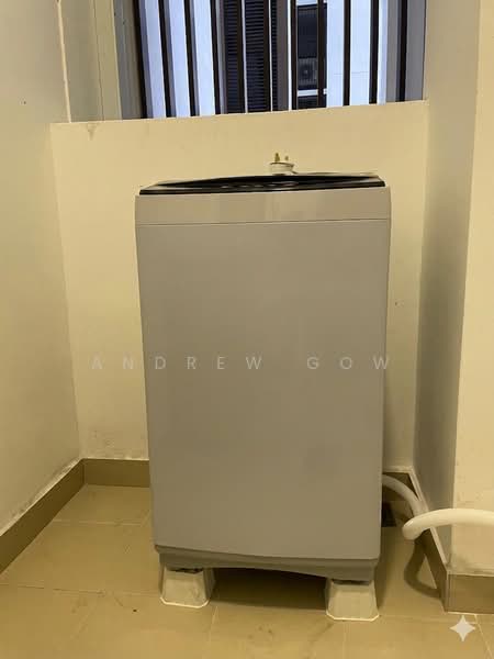 Servis Apartment untuk Dijual di Ten Kinrara - Andrew Gow - Balcony - PropertyGuru.com.my