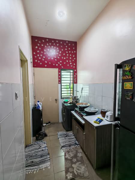 3-storey Terraced House for Sale in Setia Utama (Setia Alam) - Steve Leong . - Kitchen - PropertyGuru.com.my
