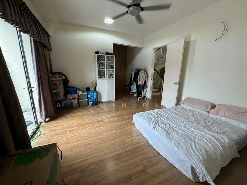 Taman Tropika Putra untuk Untuk Dijual - RM 1,090,000, Apr 2026 - Bedroom - PropertyGuru.com.my