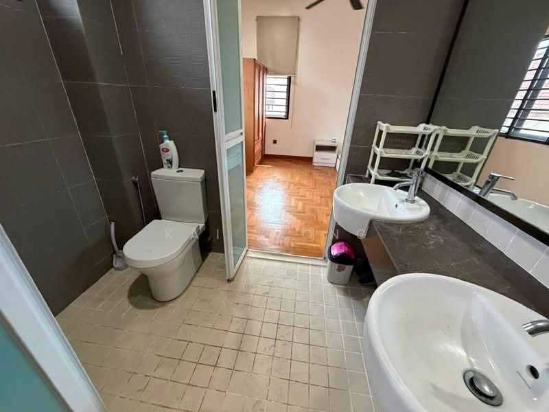 Taman Perling untuk Untuk Dijual - RM 1,160,000, Apr 2026 - Bathroom - PropertyGuru.com.my