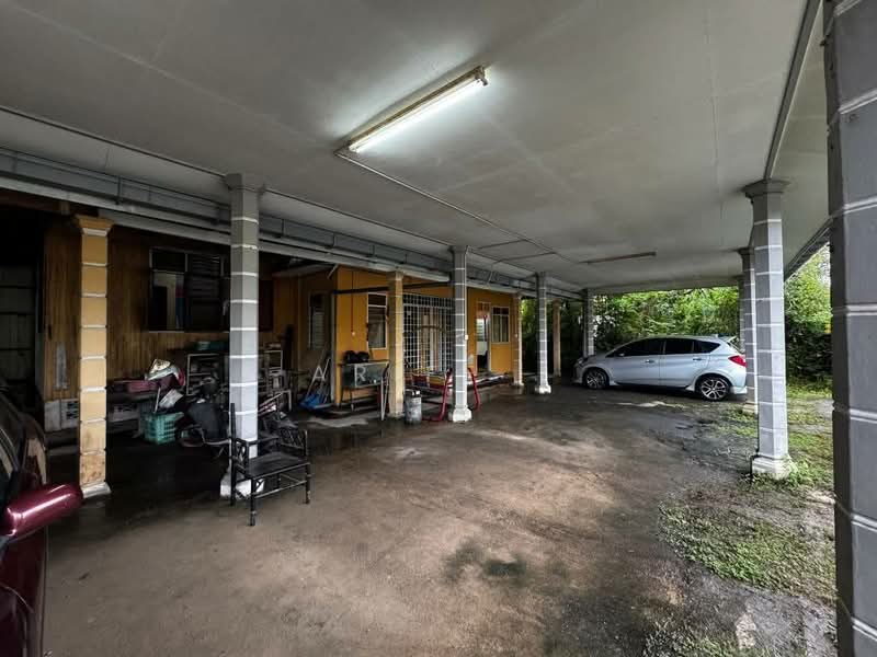 Kampung Batu Burok untuk Untuk Dijual - RM 369,000, Apr 2026 - Exterior - PropertyGuru.com.my