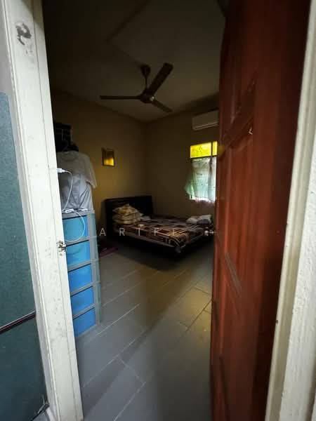 Kampung Batu Burok untuk Untuk Dijual - RM 369,000, Apr 2026 - Bedroom - PropertyGuru.com.my