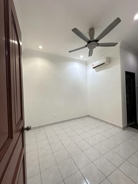 Taman Puteri Wangsa @ Ulu Tiram untuk Untuk Dijual - RM 560,000, Apr 2026 - Interior - PropertyGuru.com.my