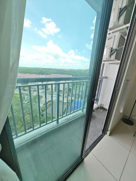 Servis Apartment untuk Dijual di G Residence @ Johor Bahru - Larry Ng - Balcony - PropertyGuru.com.my