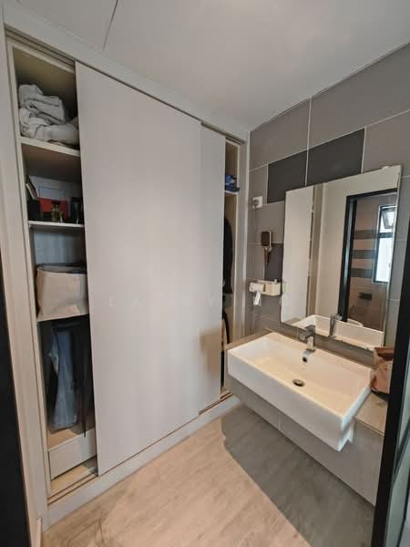 Servis Apartment untuk Dijual di G Residence @ Johor Bahru - Larry Ng - Bathroom - PropertyGuru.com.my