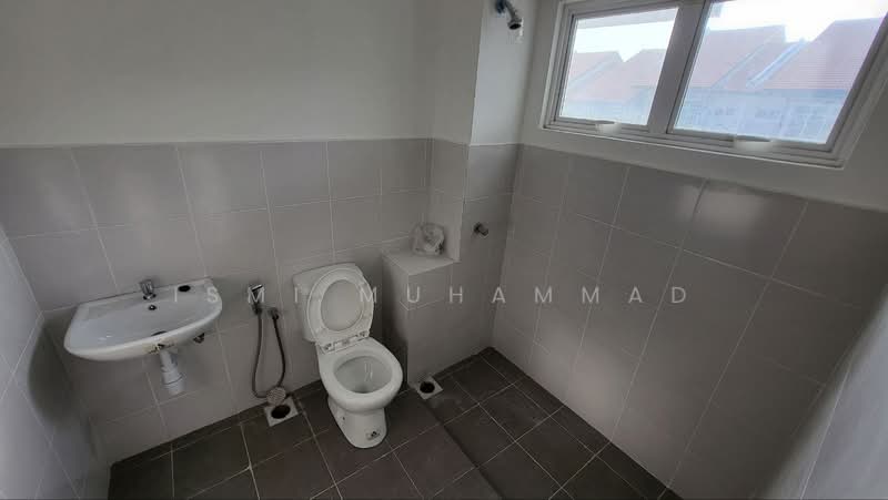 pinggiran bayu untuk Untuk Dijual - RM 550,000, Apr 2026 - Bathroom - PropertyGuru.com.my