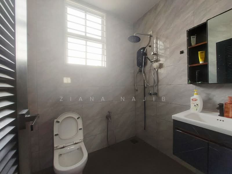 2-storey Terraced House for Rent in Bukit Bandaraya (Shah Alam) - Ziana Najib - Bathroom - PropertyGuru.com.my