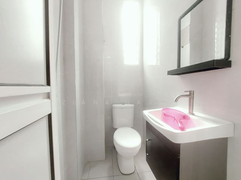 2-storey Terraced House for Rent in Bukit Bandaraya (Shah Alam) - Ziana Najib - Bathroom - PropertyGuru.com.my