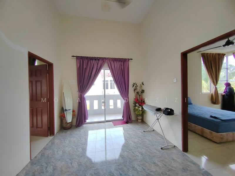 2-storey Terraced House for Sale in Kuala Ibai (Terengganu) - Mohammad Azizi - Bedroom - PropertyGuru.com.my