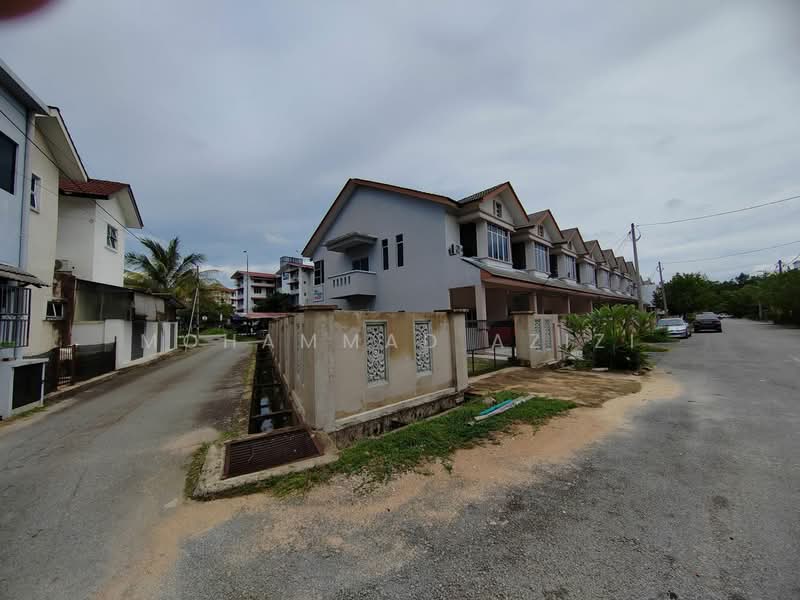2-storey Terraced House for Sale in Kuala Ibai (Terengganu) - Mohammad Azizi - Exterior - PropertyGuru.com.my
