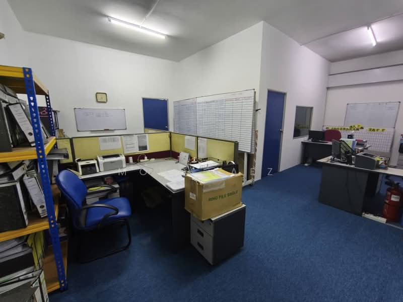 Shop for Sale in Taman Bukit Kempas (Tampoi) - Mohd Faez - Interior - PropertyGuru.com.my