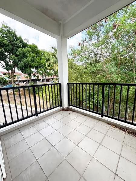 Taman Pelangi Semenyih 2 untuk Untuk Dijual - RM 620,000, Apr 2026 - Balcony - PropertyGuru.com.my