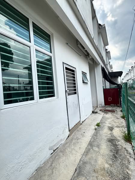 Taman Pelangi Semenyih 2 untuk Untuk Dijual - RM 620,000, Apr 2026 - Exterior - PropertyGuru.com.my