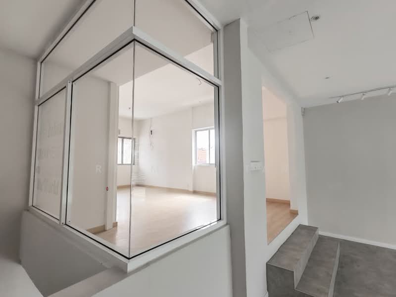 Shop for Rent in SS2 (Petaling Jaya) - Raymond Tan - Interior - PropertyGuru.com.my