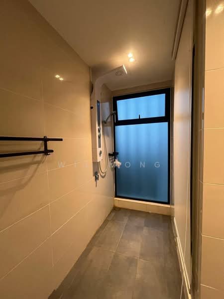 Service Residence for Sale at Southkey Mosaic - Wil Mong - Bathroom - PropertyGuru.com.my