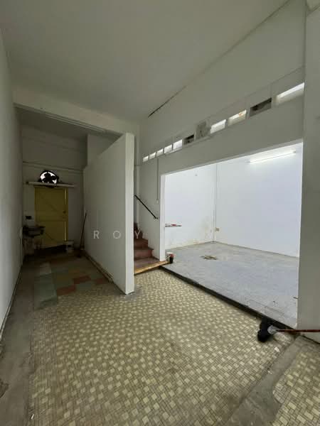 Shop for Rent in Kampung Bahasa Kapor (Port Dickson) - Roy Law - Interior - PropertyGuru.com.my