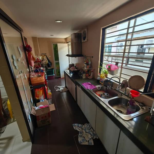 Rumah Teres 2 Tingkat untuk Dijual di Taman Bersatu (Rawang) - C. C. Leong - Kitchen - PropertyGuru.com.my