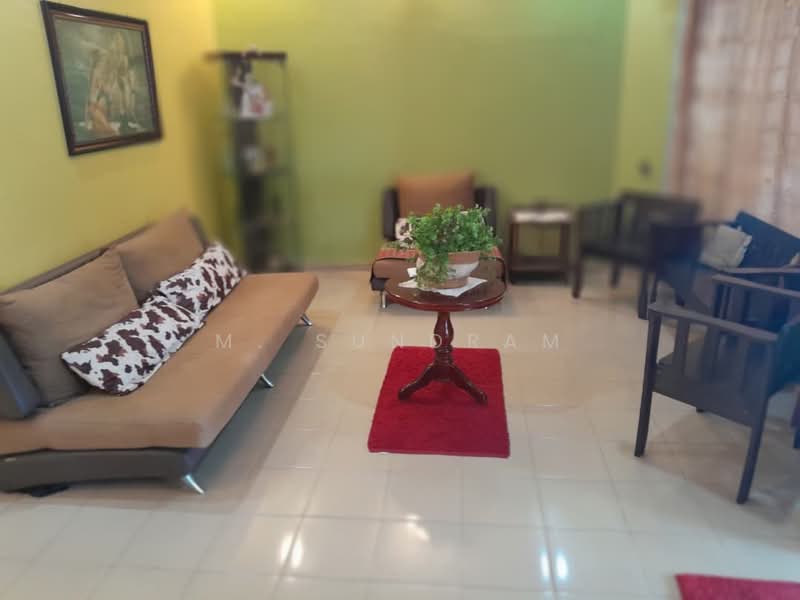 Taman Teluk Pulai untuk Untuk Dijual - RM 540,000, Apr 2026 - Living Room - PropertyGuru.com.my