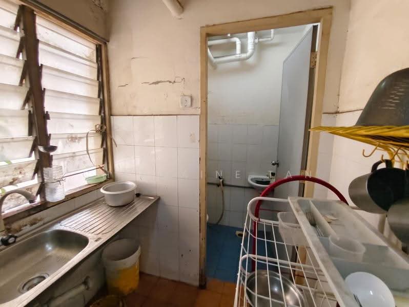 Pangsapuri untuk Dijual di Pangsapuri Seroja - Charmaine Tan - Kitchen - PropertyGuru.com.my