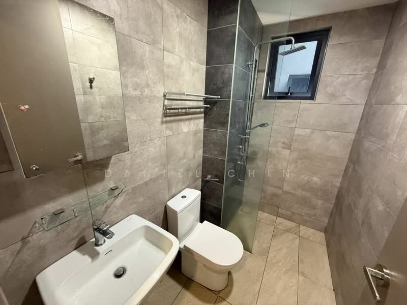 Kondominium untuk Disewa di Bennington Residences @ SkyArena - Daniel Chin - Bathroom - PropertyGuru.com.my