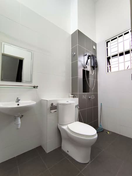 Rumah Kluster untuk Disewa di Setia Ecohill (Semenyih) - JX Chong - Bathroom - PropertyGuru.com.my