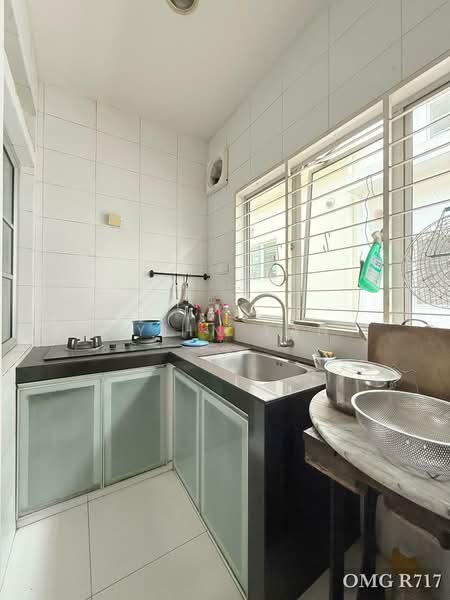2-storey Terraced House for Sale in Setia Damai (Setia Alam) - Rylin Tan - Kitchen - PropertyGuru.com.my