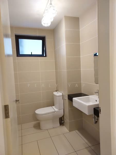 Rumah Bandar untuk Disewa di 16 Sierra (Puchong) - Pealy Yap - Bathroom - PropertyGuru.com.my