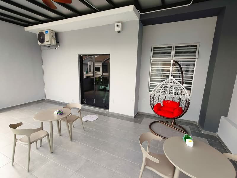 Cluster House for Sale in Kangkar Pulai (Skudai) - Daniel Yong - Balcony - PropertyGuru.com.my