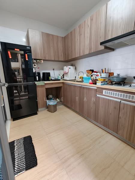 For Sale - Country Garden Central Park