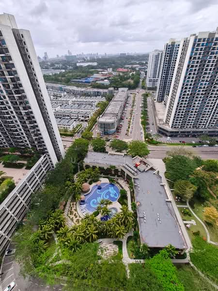 For Sale - Country Garden Central Park
