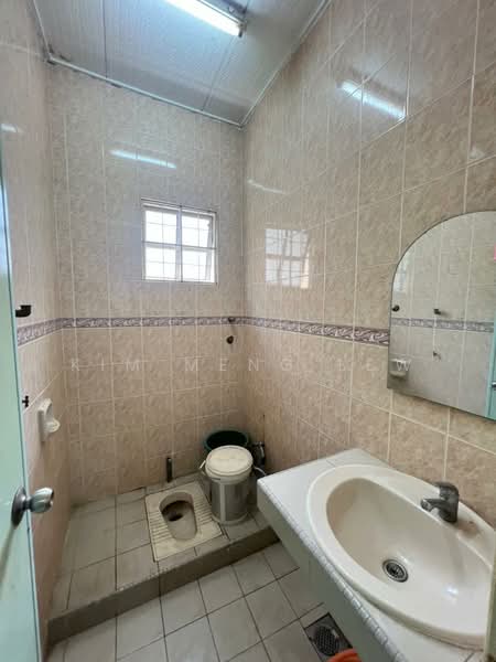 Rumah Banglo untuk Disewa di SS2 (Petaling Jaya) - Kim Meng Lew - Bathroom - PropertyGuru.com.my
