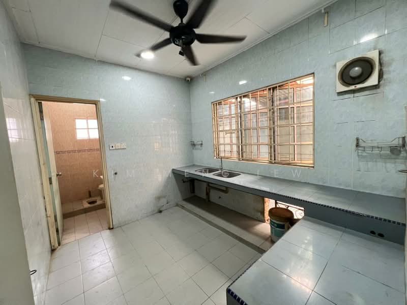 Rumah Banglo untuk Disewa di SS2 (Petaling Jaya) - Kim Meng Lew - Kitchen - PropertyGuru.com.my